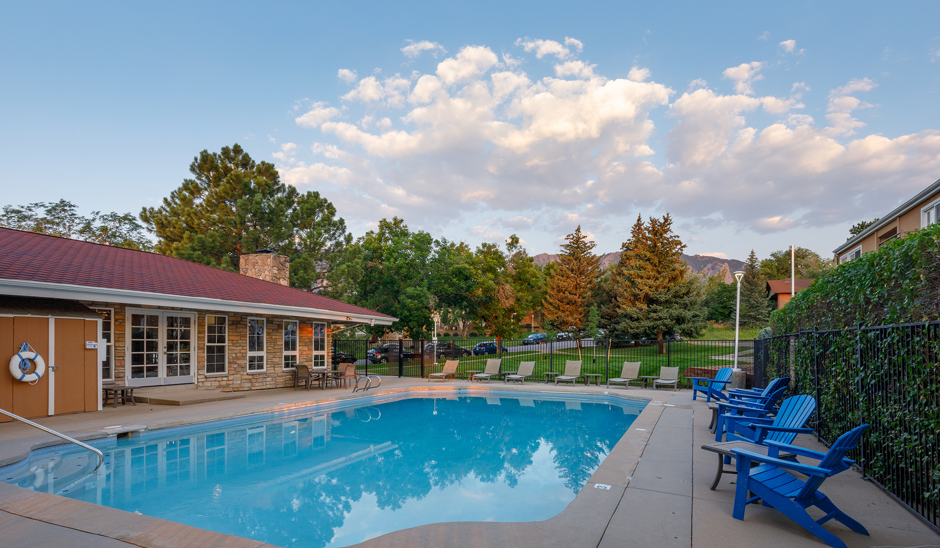 Boulder Creek Apartments